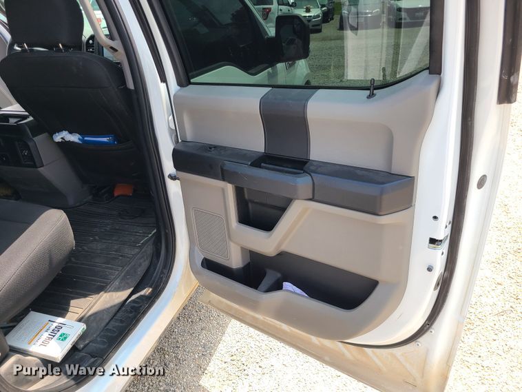 image for item LE9216 2018 Ford F150  SuperCrew pickup truck