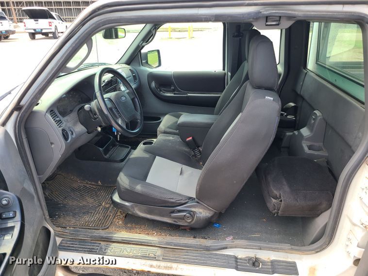 image for item LE9220 2010 Ford Ranger  SuperCab pickup truck