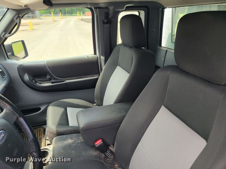 image for item LE9220 2010 Ford Ranger  SuperCab pickup truck