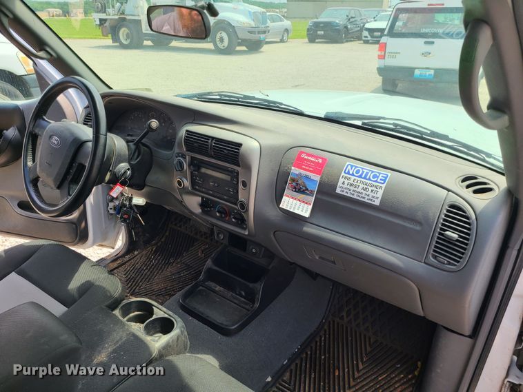 image for item LE9220 2010 Ford Ranger  SuperCab pickup truck