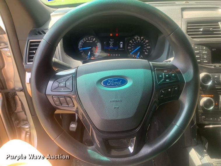 image for item LH9677 2016 Ford Explorer  SUV