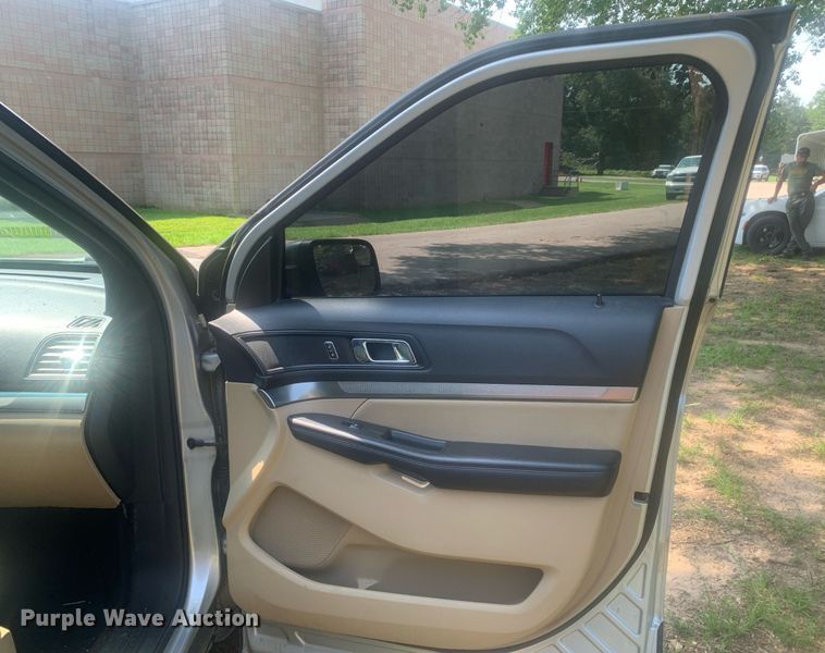 image for item LH9677 2016 Ford Explorer  SUV