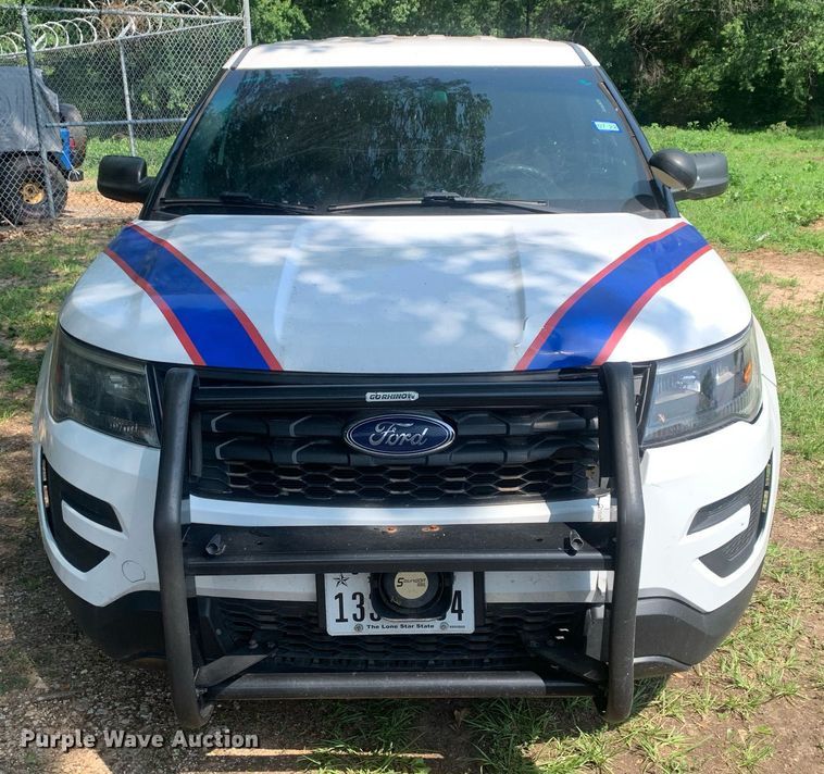 image for item LH9678 2017 Ford Explorer Police Interceptor  SUV