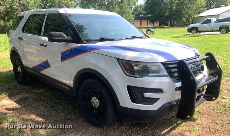 image for item LH9678 2017 Ford Explorer Police Interceptor  SUV