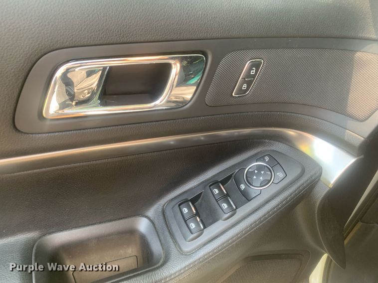 image for item LH9678 2017 Ford Explorer Police Interceptor  SUV