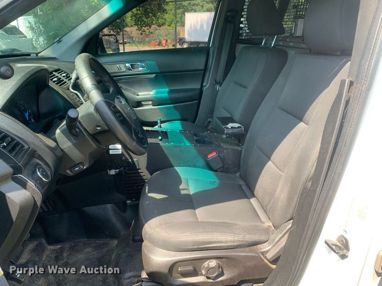 image for item LH9678 2017 Ford Explorer Police Interceptor  SUV
