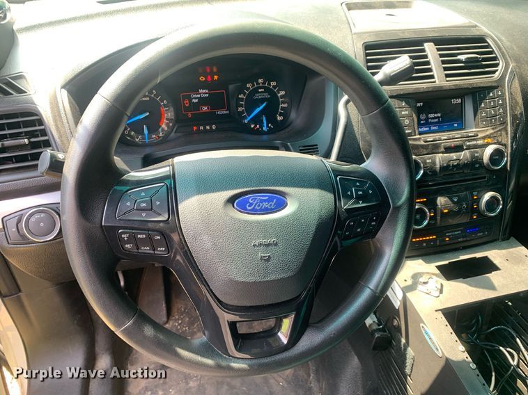 image for item LH9678 2017 Ford Explorer Police Interceptor  SUV