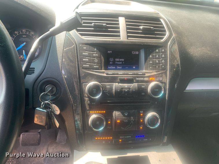 image for item LH9678 2017 Ford Explorer Police Interceptor  SUV