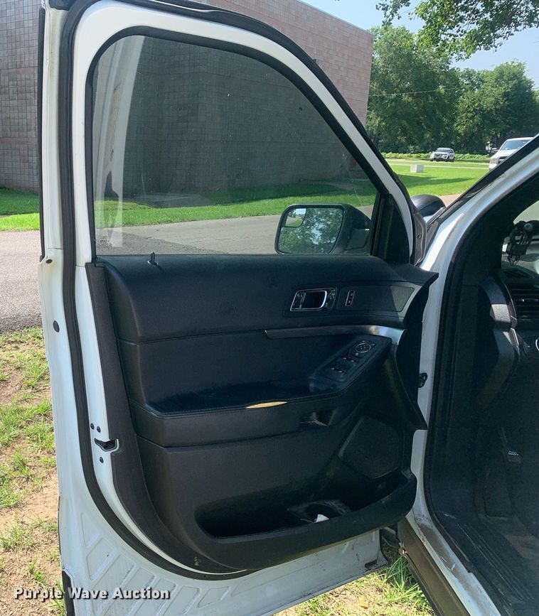 image for item LH9679 2016 Ford Explorer Police Interceptor  SUV