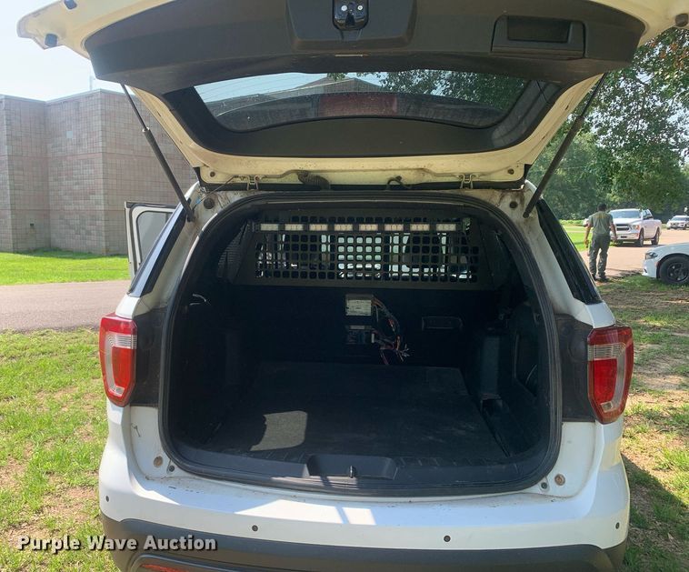 image for item LH9679 2016 Ford Explorer Police Interceptor  SUV