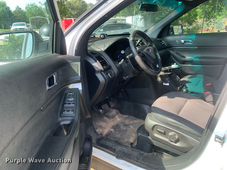 image for item LH9680 2017 Ford Explorer Police Interceptor  SUV