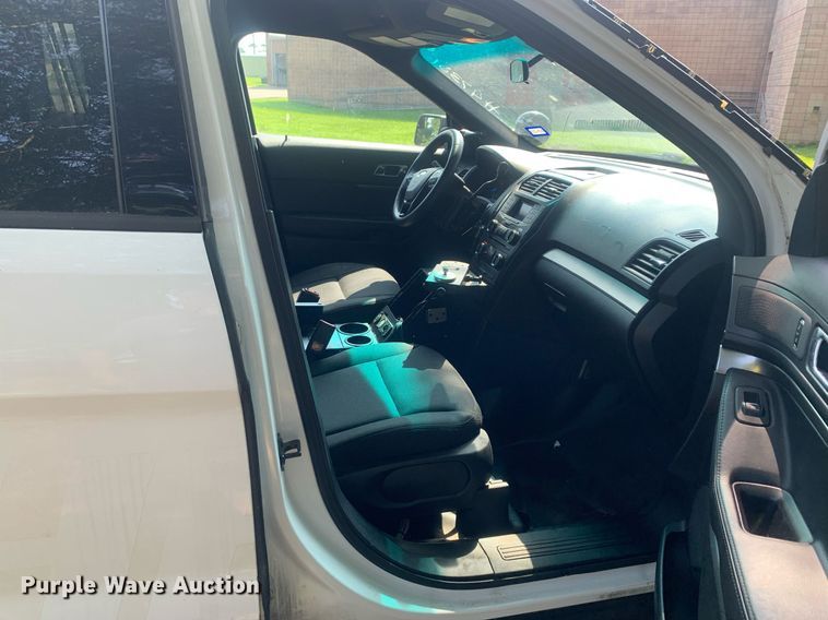 image for item LH9680 2017 Ford Explorer Police Interceptor  SUV