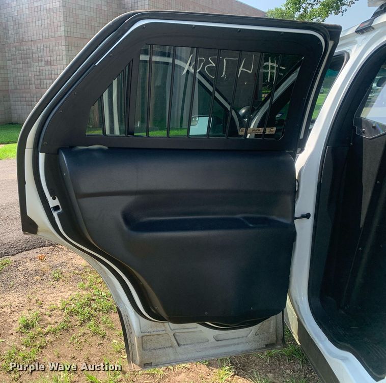 image for item LH9680 2017 Ford Explorer Police Interceptor  SUV