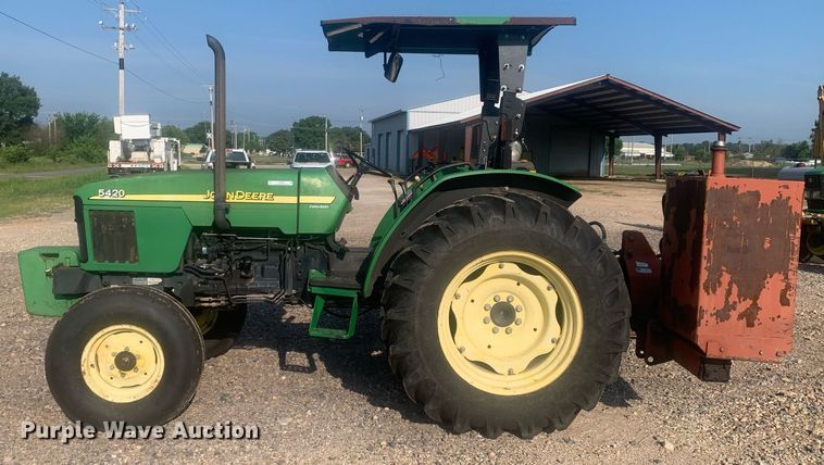 image for item LH9689 2004 John Deere 5420  tractor