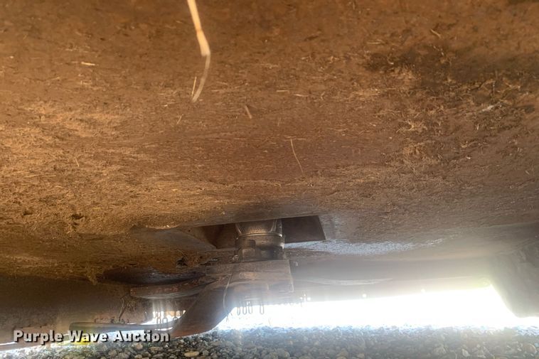 image for item LH9689 2004 John Deere 5420  tractor