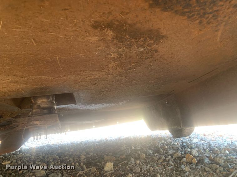 image for item LH9689 2004 John Deere 5420  tractor