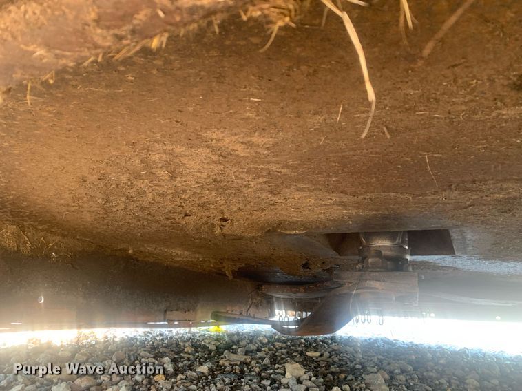 image for item LH9689 2004 John Deere 5420  tractor