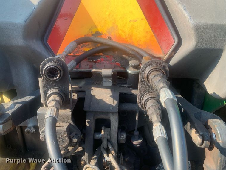 image for item LH9689 2004 John Deere 5420  tractor