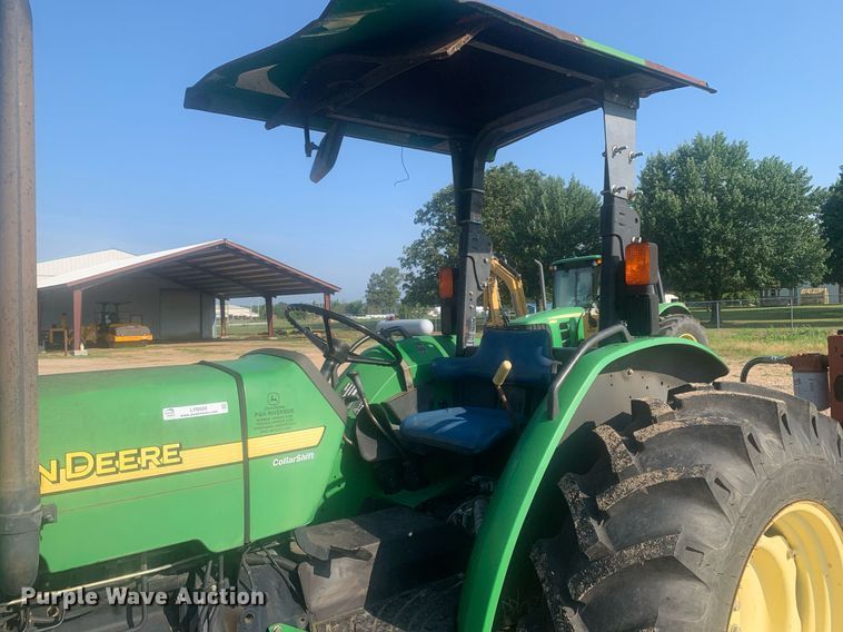 image for item LH9689 2004 John Deere 5420  tractor