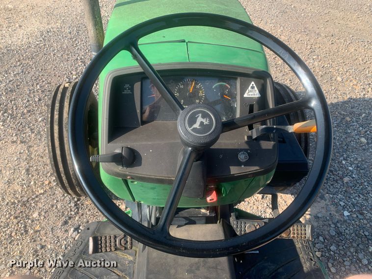image for item LH9689 2004 John Deere 5420  tractor