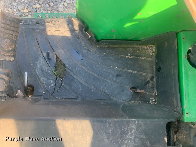 image for item LH9689 2004 John Deere 5420  tractor