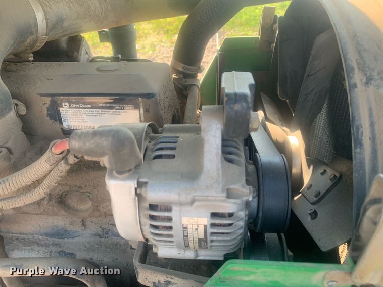 image for item LH9689 2004 John Deere 5420  tractor