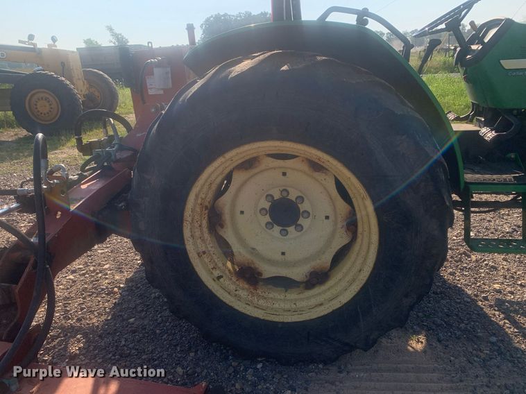 image for item LH9689 2004 John Deere 5420  tractor