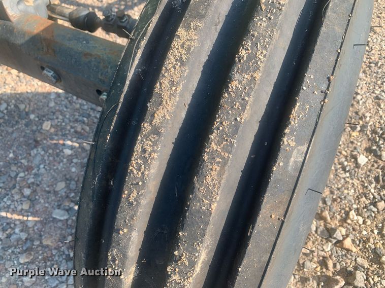 image for item LH9689 2004 John Deere 5420  tractor