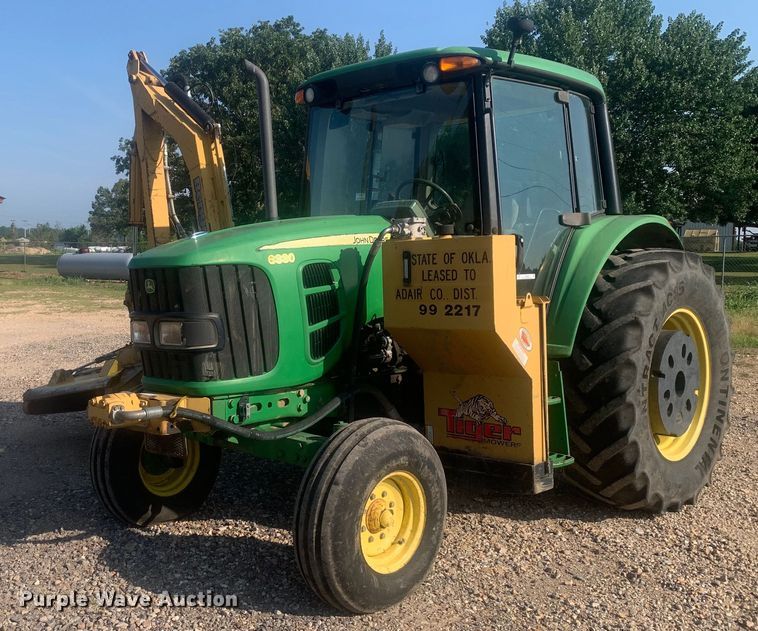 image for item LH9690 2010 John Deere 6330  tractor