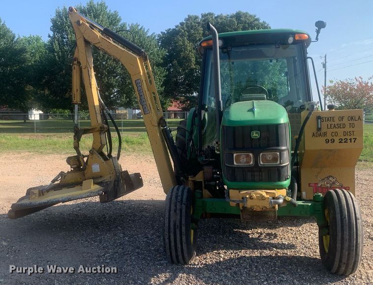 image for item LH9690 2010 John Deere 6330  tractor