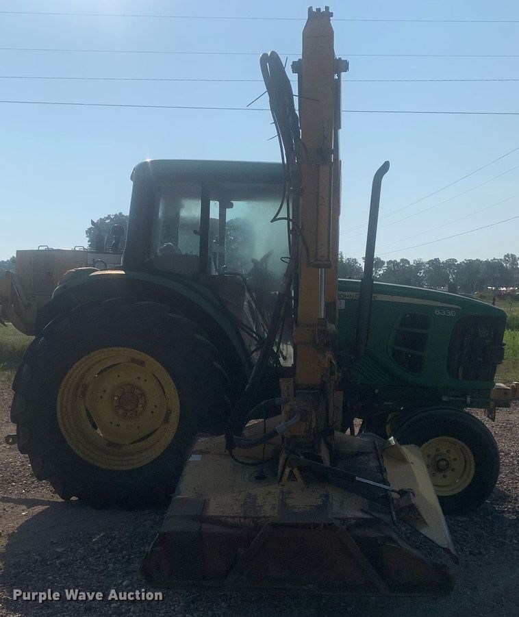 image for item LH9690 2010 John Deere 6330  tractor