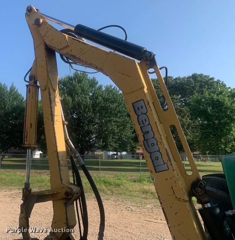 image for item LH9690 2010 John Deere 6330  tractor