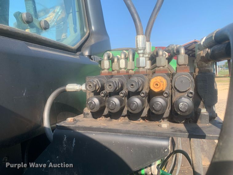 image for item LH9690 2010 John Deere 6330  tractor