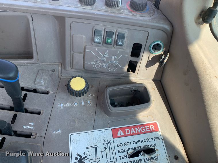 image for item LH9690 2010 John Deere 6330  tractor