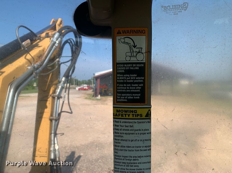 image for item LH9690 2010 John Deere 6330  tractor