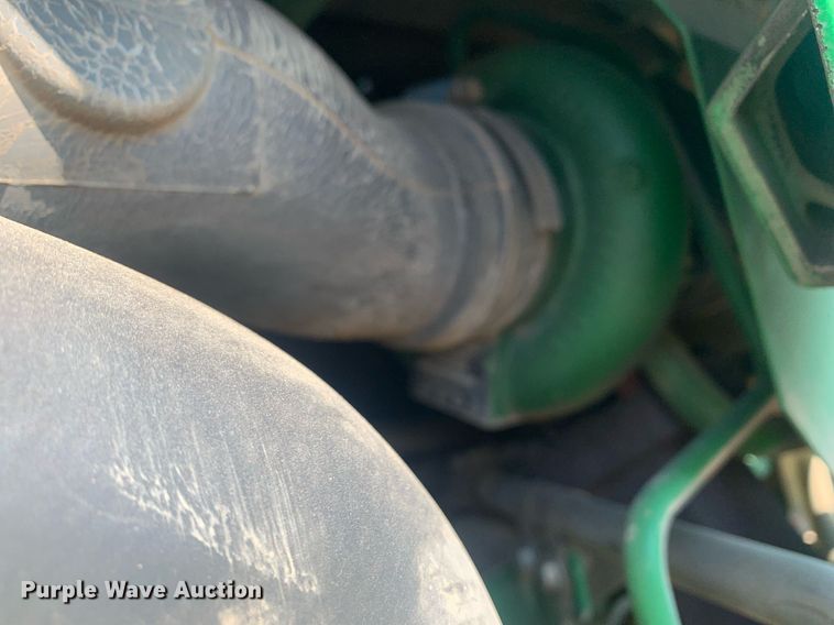 image for item LH9690 2010 John Deere 6330  tractor