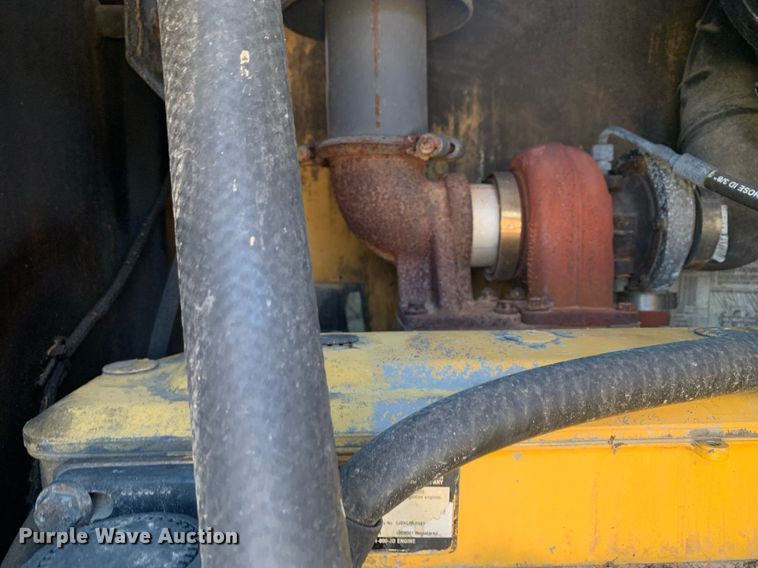 image for item LH9691 2005 John Deere 672D  motor grader