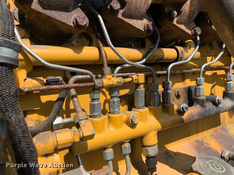 image for item LH9691 2005 John Deere 672D  motor grader