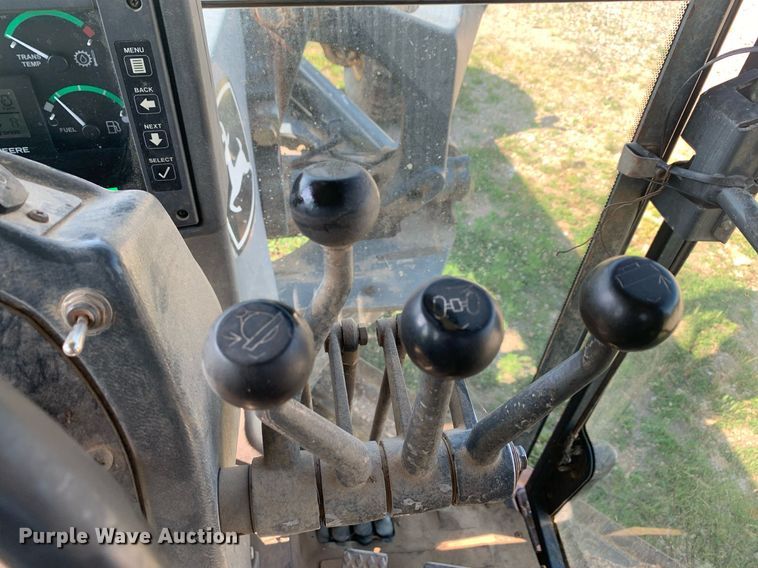 image for item LH9691 2005 John Deere 672D  motor grader