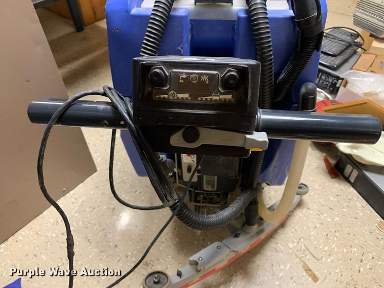 image for item LH9692 Floor sweeper