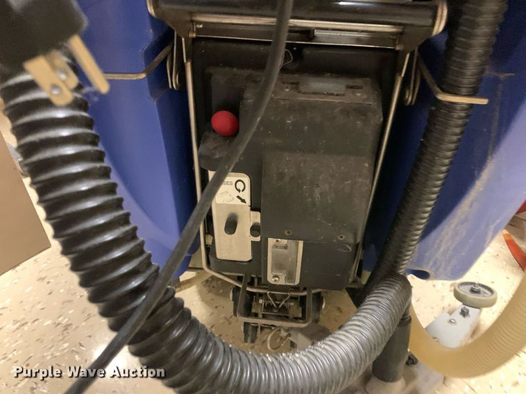 image for item LH9692 Floor sweeper