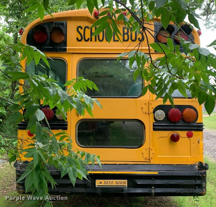 image for item LH9693 2000 Blue Bird CV20  school bus