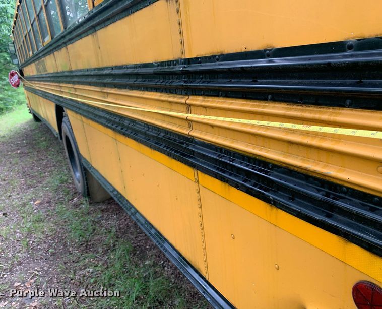 image for item LH9693 2000 Blue Bird CV20  school bus