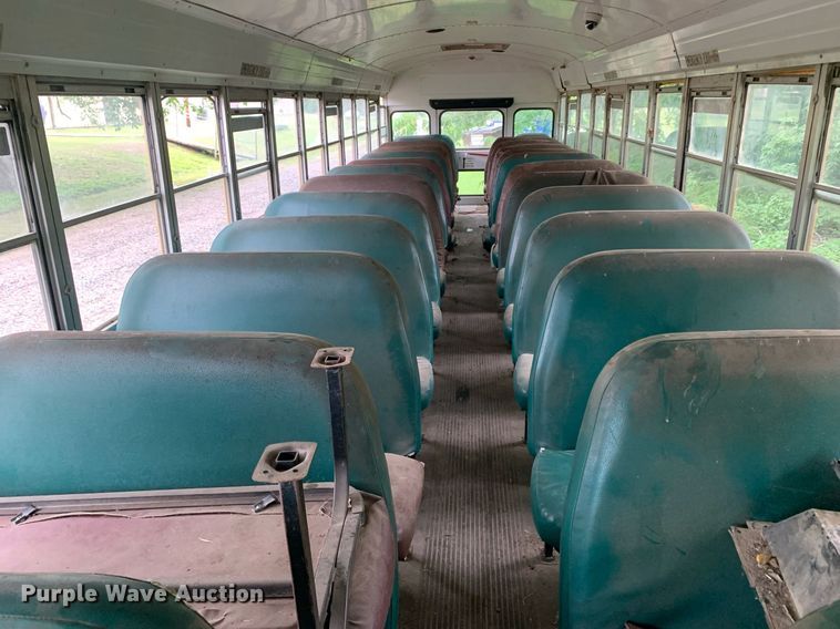 image for item LH9693 2000 Blue Bird CV20  school bus