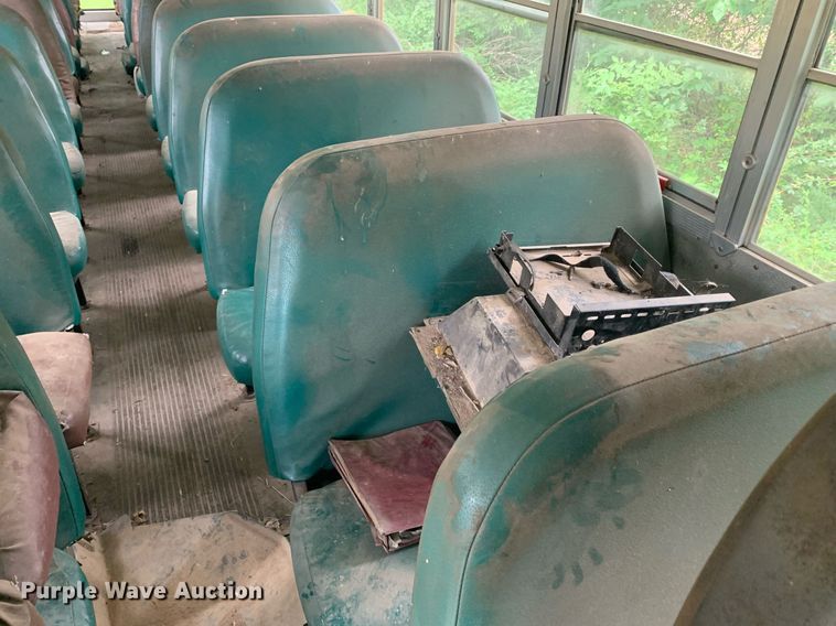 image for item LH9693 2000 Blue Bird CV20  school bus