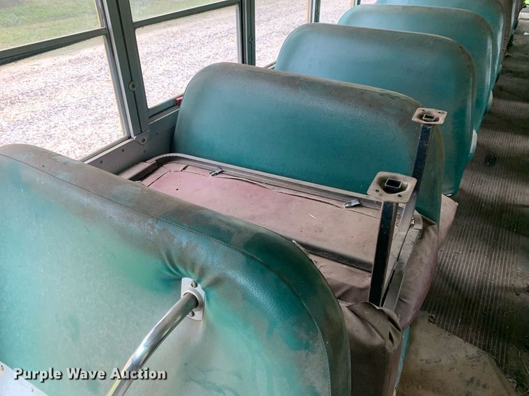 image for item LH9693 2000 Blue Bird CV20  school bus