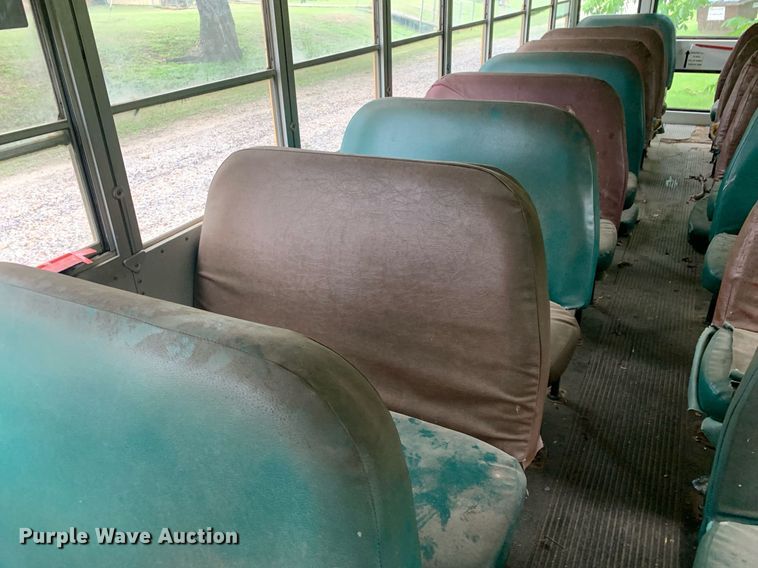 image for item LH9693 2000 Blue Bird CV20  school bus