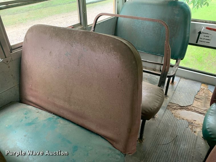 image for item LH9693 2000 Blue Bird CV20  school bus