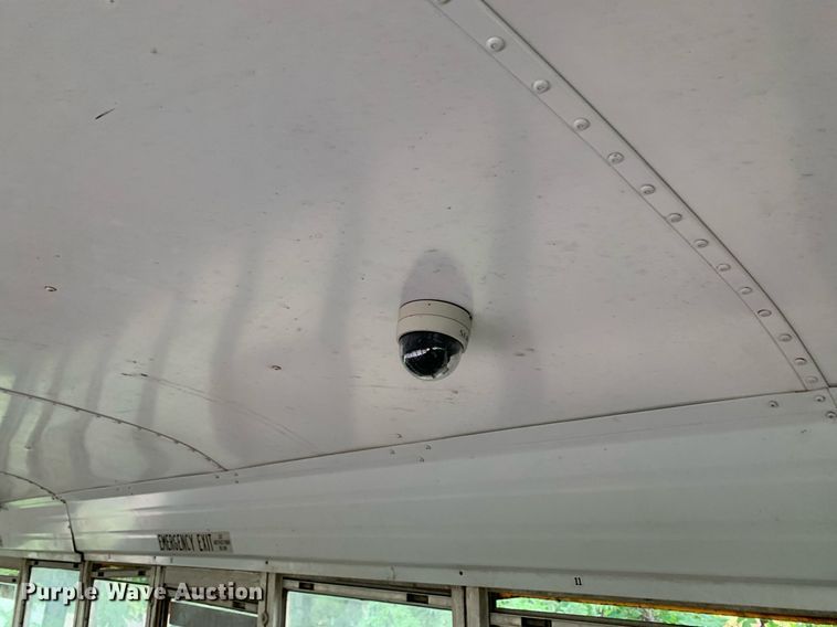 image for item LH9693 2000 Blue Bird CV20  school bus