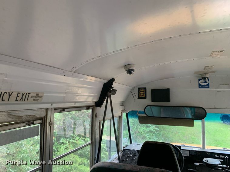 image for item LH9693 2000 Blue Bird CV20  school bus